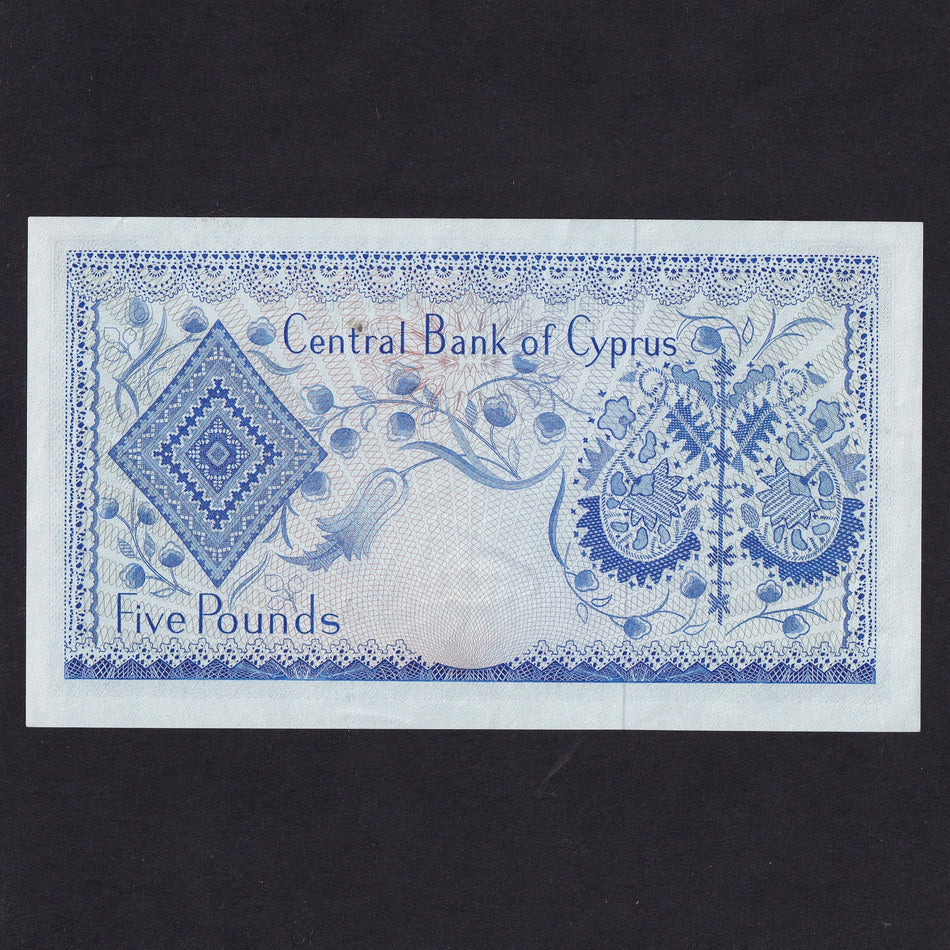 Cyprus (P44e) £5, 1st November 1972, J85 149668, A/UNC