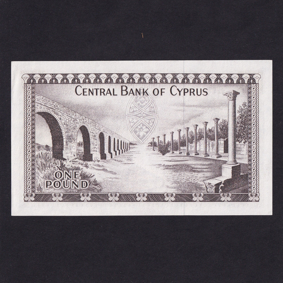 Cyprus (P43i) £1, 1st July 1975, J/74 174602, A/UNC