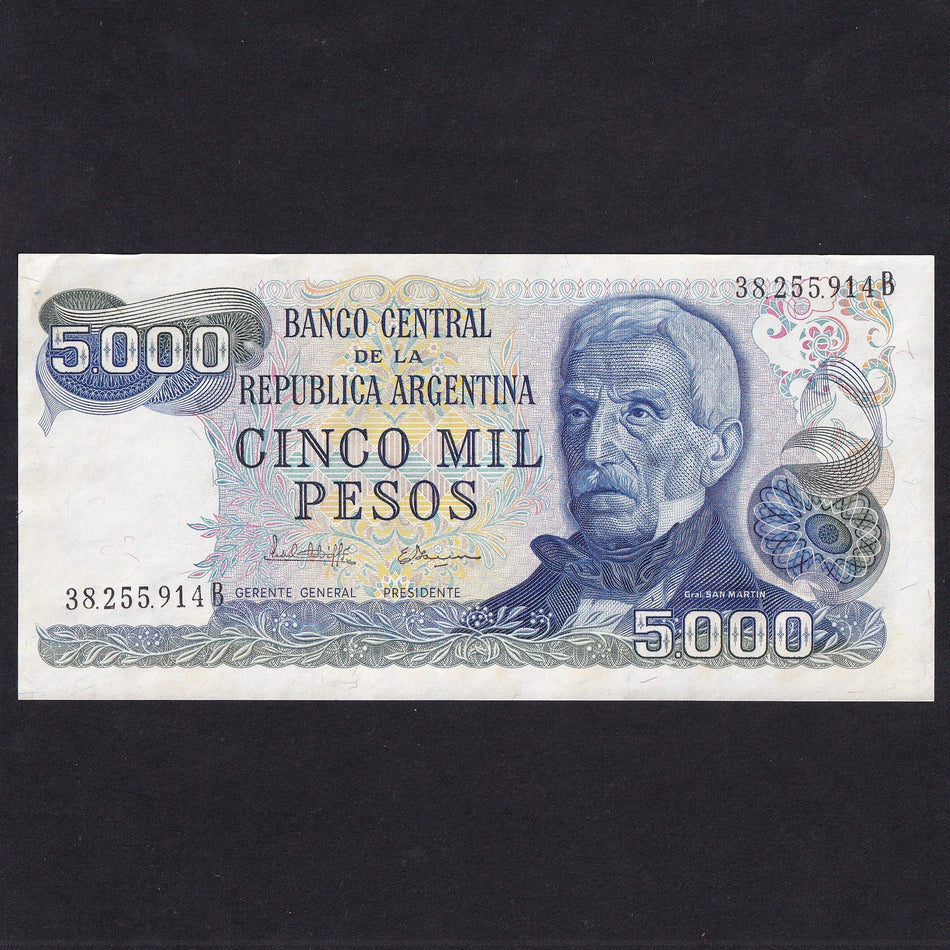 Argentina (P305b) 5000 Pesos, 1983, sunbursts watermark, UNC